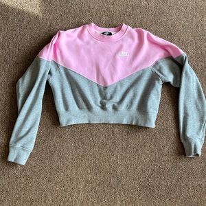 Nike cropped sweatshirt